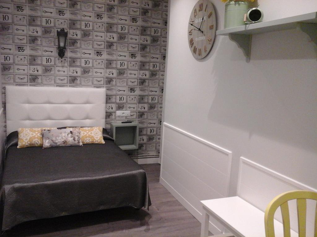 Hostal Don Alfonso Мадрид Экстерьер фото