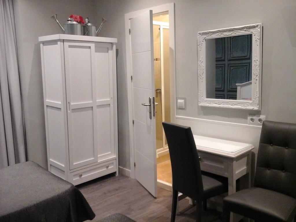Hostal Don Alfonso Мадрид Экстерьер фото