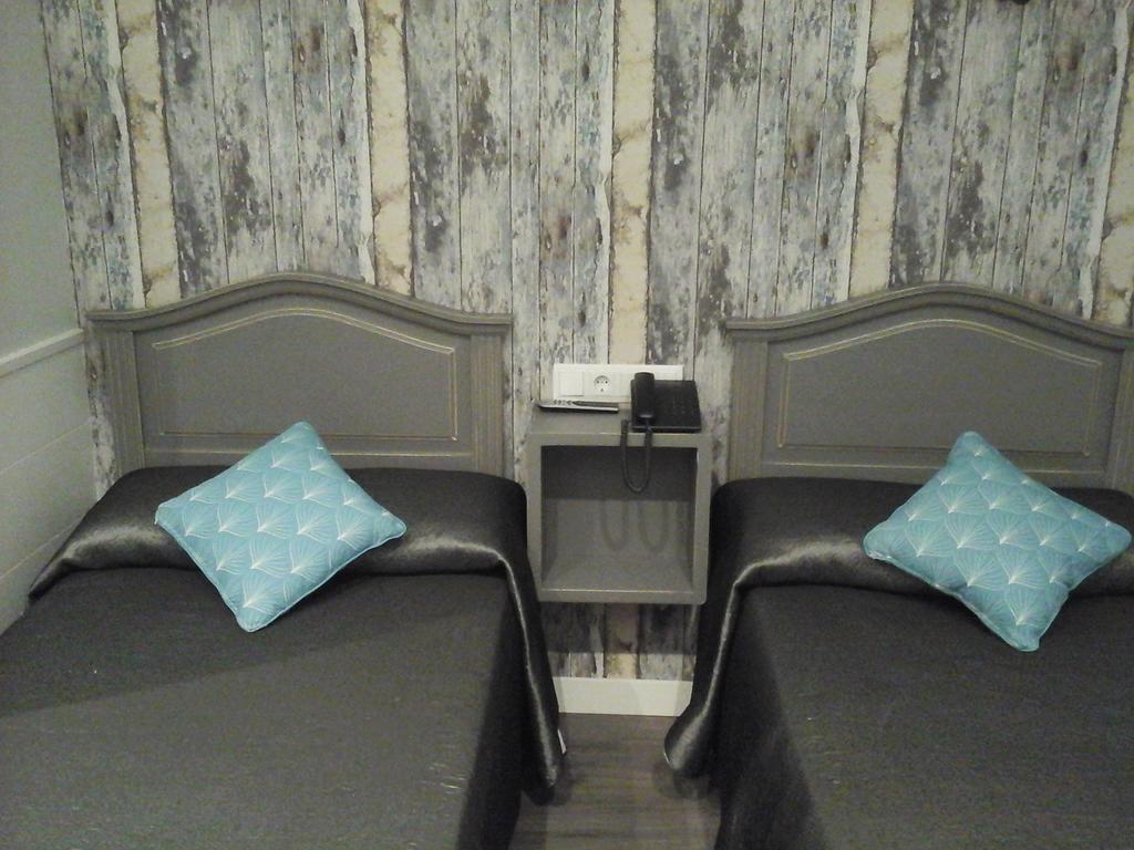 Hostal Don Alfonso Мадрид Экстерьер фото